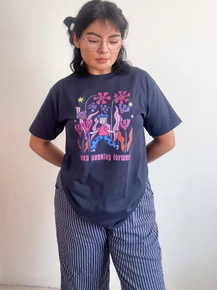 PLAYERA KEEP PUSHING